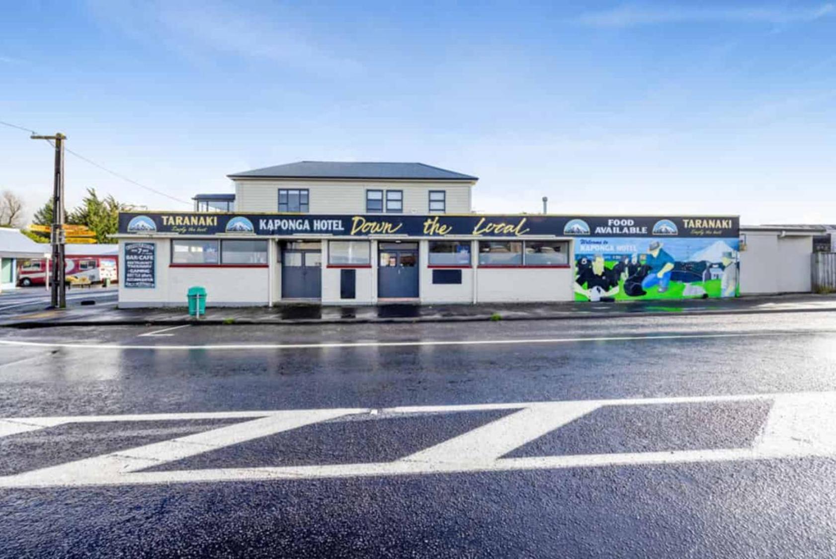 Kaponga Hotel Exteriör bild